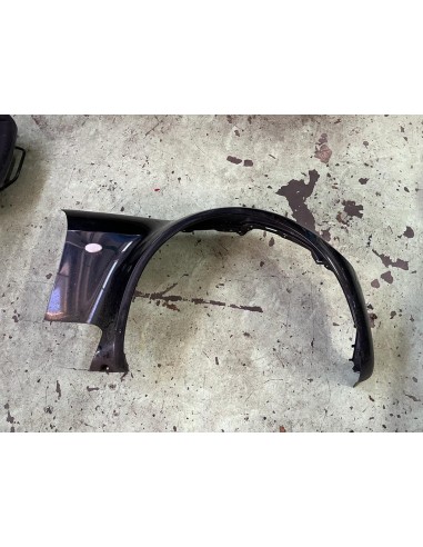 Smart Roadster wing used several colors available