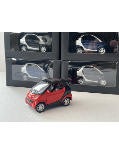 Smart fortwo coupé à l'échelle 1:33 rouge vif/noir SMARTWARE