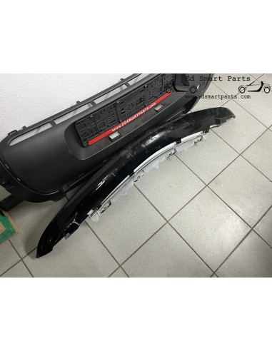 spoiler dianteiro Brabus 452 usado Smart Roadster pintado em preto jack