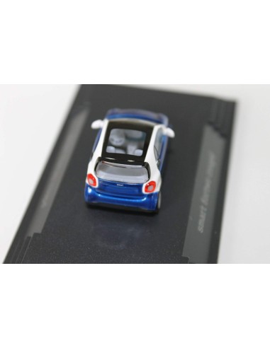 Busch Smart 453 Fortwo Coupe white / midnight blue Model Car 1:87