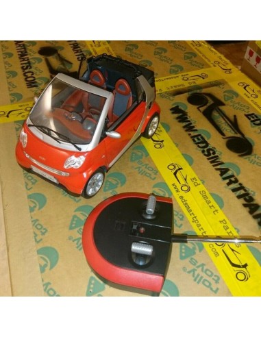 Dickie R/C Smart ForTwo Cabrio - Rojo Escala 1:12