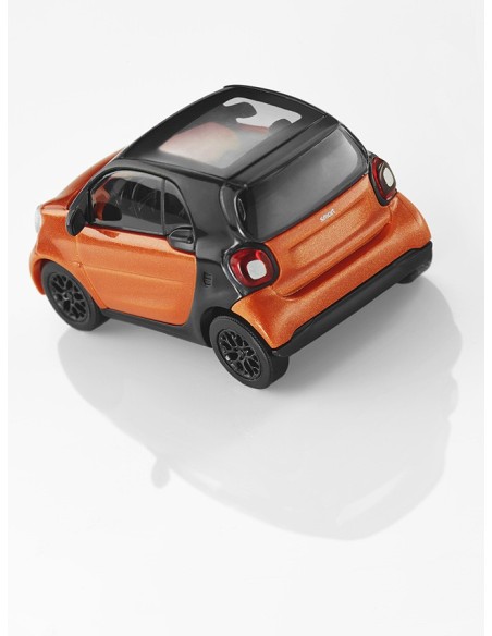 Smart 453 orange  Smart car, New smart car, Smart fortwo