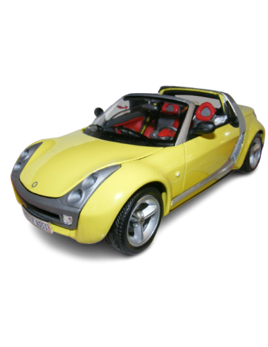 Smart Roadster Cabrio Amarillo 1/18 Bburago